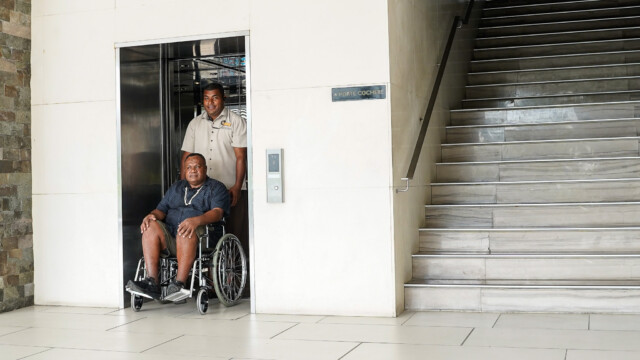Wheelchair-accessible vehicle transfer in Fiji